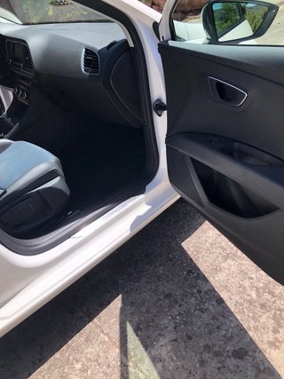 SEAT Leon 2015 1.2 110 cv reference CONNECT