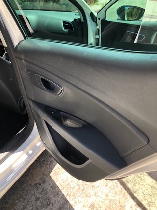 SEAT Leon 2015 1.2 110 cv reference CONNECT