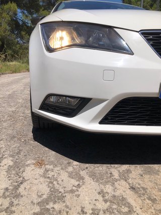SEAT Leon 2015 1.2 110 cv reference CONNECT