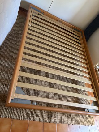 Cama 1.40m x 2.00m / Madera y colchon