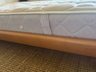 Cama 1.40m x 2.00m / Madera y colchon