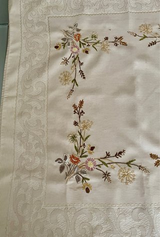 Tovaglietta vintage ricamo a mano anni '70