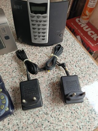 Lote Teléfonos Antiguos Airis, Motorola, Philips,