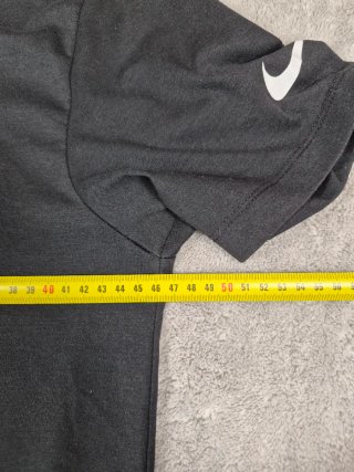 Camiseta Nike negra dri-fit