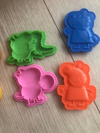 Maletín Peppa Pig y plastilinas