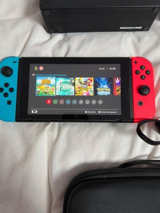 Nintendo Switch Azul y Rojo