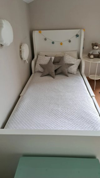 Cama infantil blanca