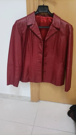 Chaqueta de cuero rojo