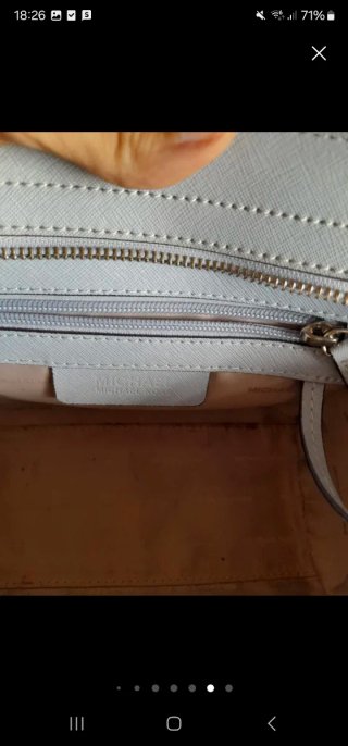 Bolso Michael Kors Azul clarito con Tachuelas