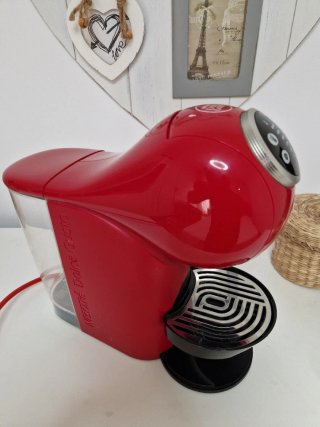 Macchina da caffè Dolce Gusto rossa