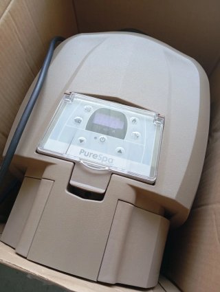 Spa Hinchable Intex de 4 Personas beige