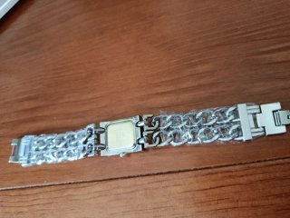 Reloj Guess Plata y Negro