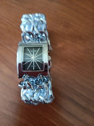 Reloj Guess Plata y Negro