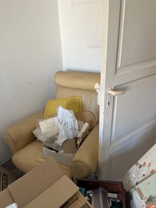 Muebles y objetos varios - ¡Gratis!