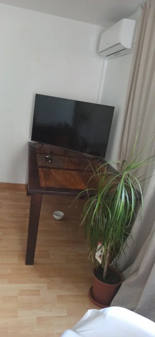 URGE VENDER