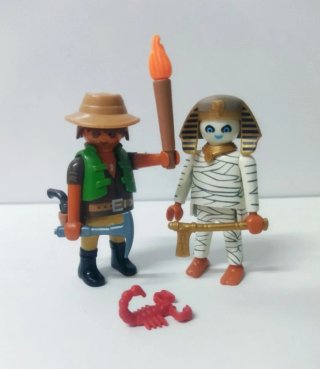 Explorador y Momia de playmobil
