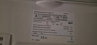 Nevera combi con congelador Balay.