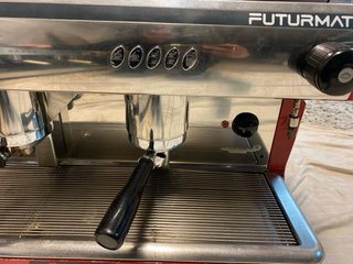 Cafetera Futurmat F3 Roja