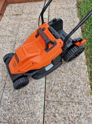Cortacésped Eléctrico Black+Decker 1600W 38cm