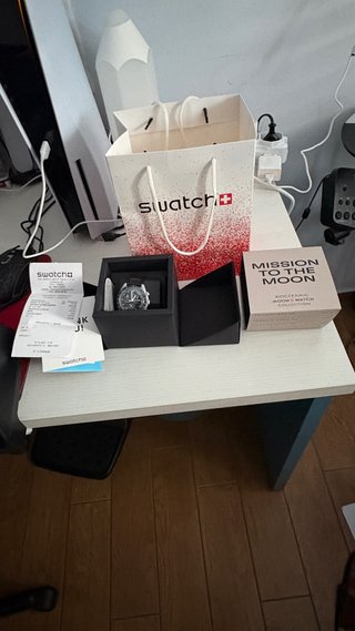 Swatch Mission to the Moon Orologio