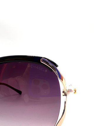Gafas de Sol Chanel Negras y Doradas