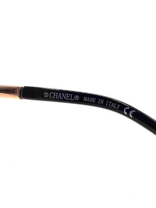 Gafas de Sol Chanel Negras y Doradas