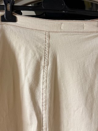 Falda Zara Beige con Hebillas