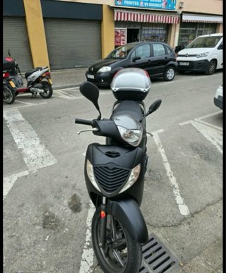Honda SH 125i Scooter Negra