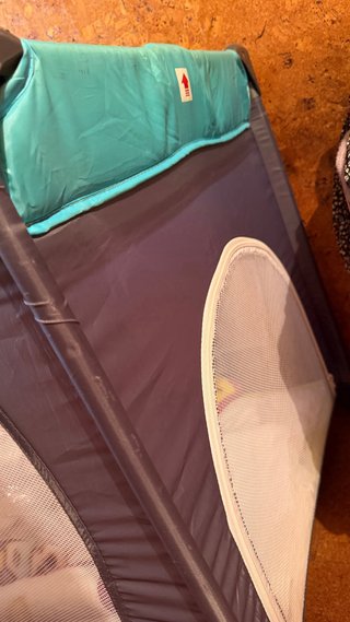 Cuna de viaje plegable