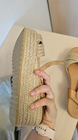 Sandalias Tiziana Beige y Marrón