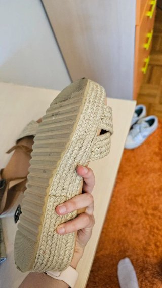 Sandalias Tiziana Beige y Marrón