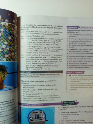 EXAM PROSPECTS 2 Student's book: libro de texto...