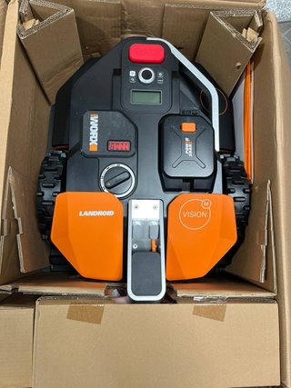 Cortacésped robótico WORX Landroid Vision M550 WR2