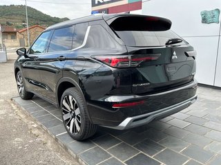 Mitsubishi Outlander PHEV Kaiteki+ 4WD