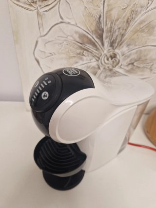Macchina da caffè Dolce Gusto Bianca e Nera
