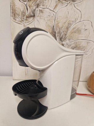 Macchina da caffè Dolce Gusto Bianca e Nera