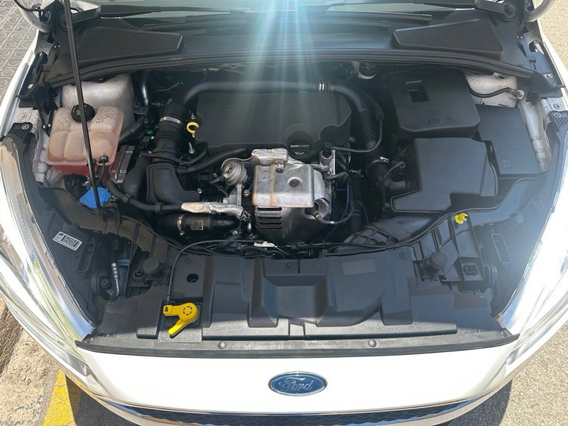 Ford Focus 2016, foto 9