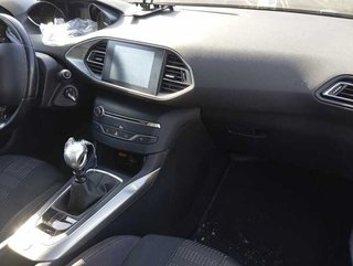 Puerta trasera izquierda peugeot 308 sw 487100