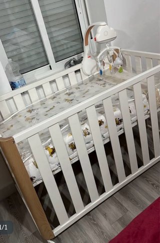 Cuna infantil blanca