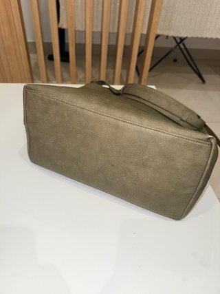Bolso Misako verde caqui piel sintética
