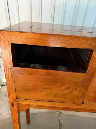 Consola Antigua Oriental de Madera maciza