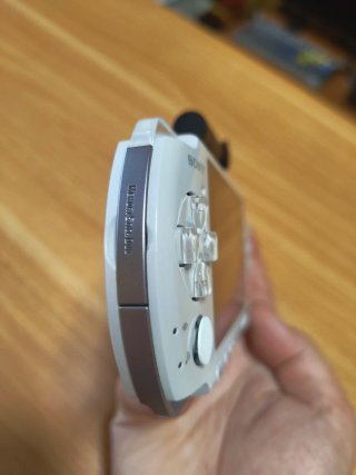 PSP 3004 Blanco Perla + cámara + accesorios