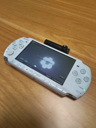 PSP 3004 Blanco Perla + cámara + accesorios