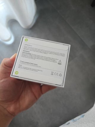 AirPods 3