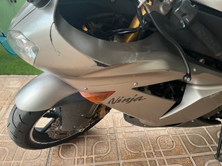 Kawasaki ZX10R Ninja Plata 2006 de serie