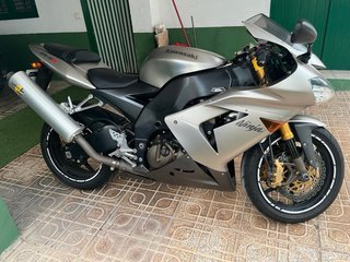 Kawasaki ZX10R Ninja Plata 2006 de serie