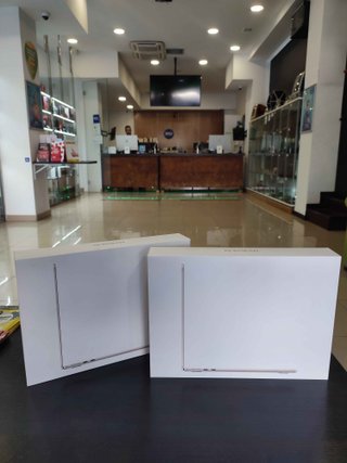MacBook Air 13 M5 16/512GB Precintado Starlight