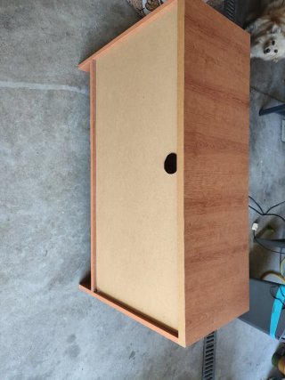 Mesa y mueble de salón madera