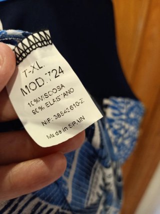 Vestido nuevo fabricado en España