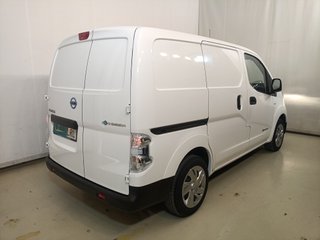 Nissan NV200 2021